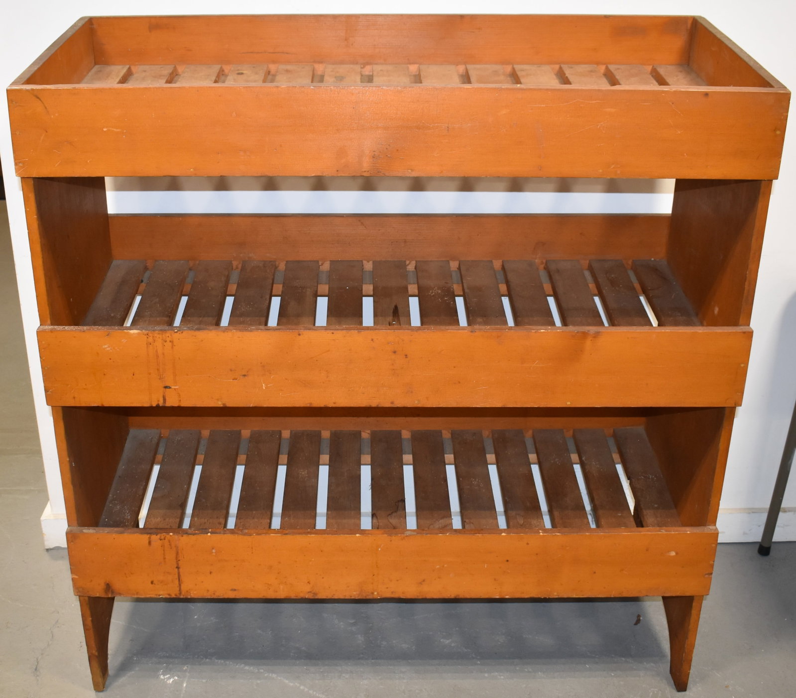 PAINTED COUNTRY WOODEN 3 TIER PRODUCE RACK: UNUSUAL LATE 19TH EARLY 20TH CENT PAINTED 3 TIER PRODUCE RACK OR BAKERY RACK IN BURNT PUMPKIN PAINT - 50" T X 47 1/2" L X 20" D - WEAR & IMPERFECTIONS