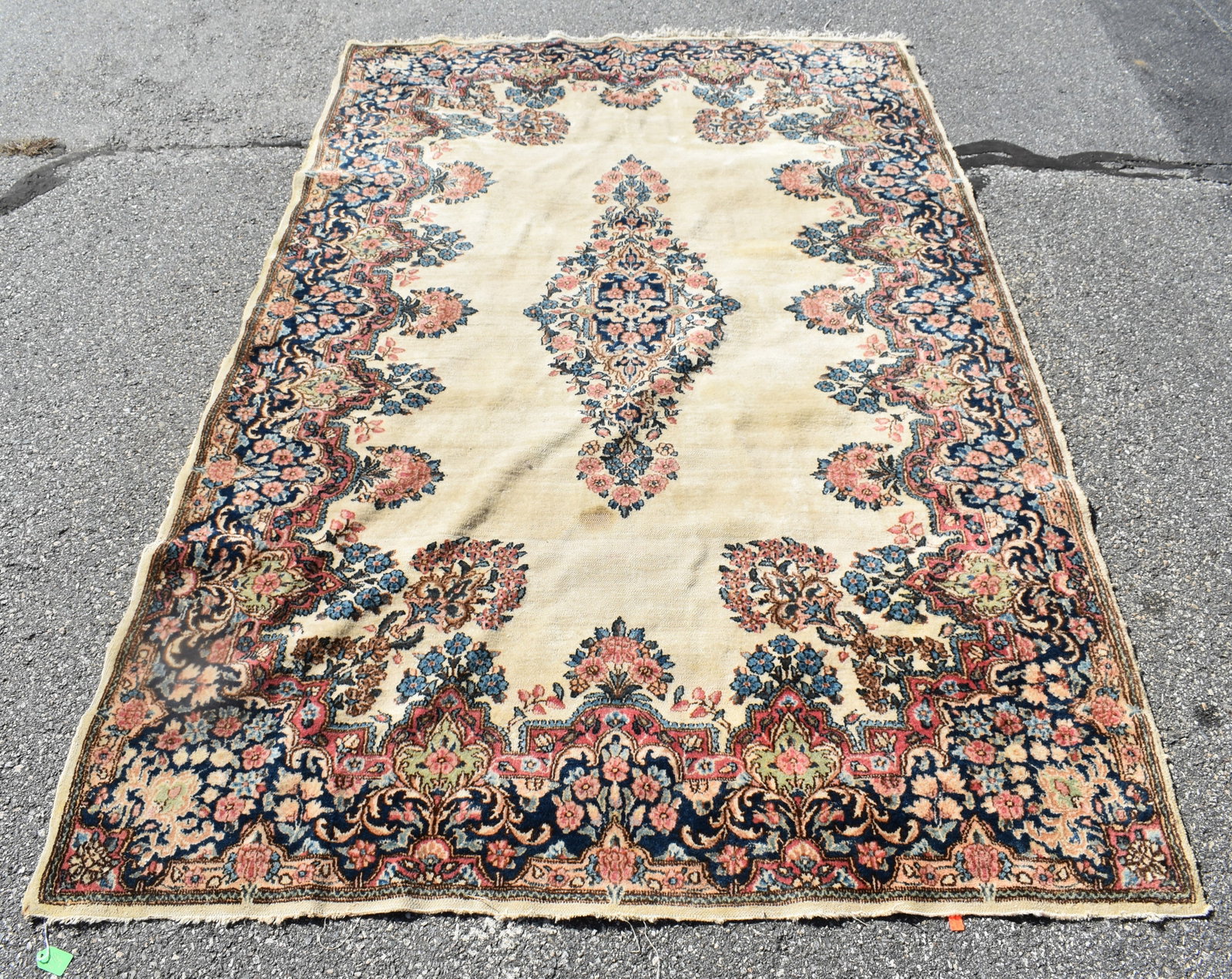 KARASTAN ORIENTAL AREA RUG: EARLY 20TH CENT KARASTAN OREINTAL AREA RUG - 8' 1" X 4' 11" - WEAR, SOILING & STAINS