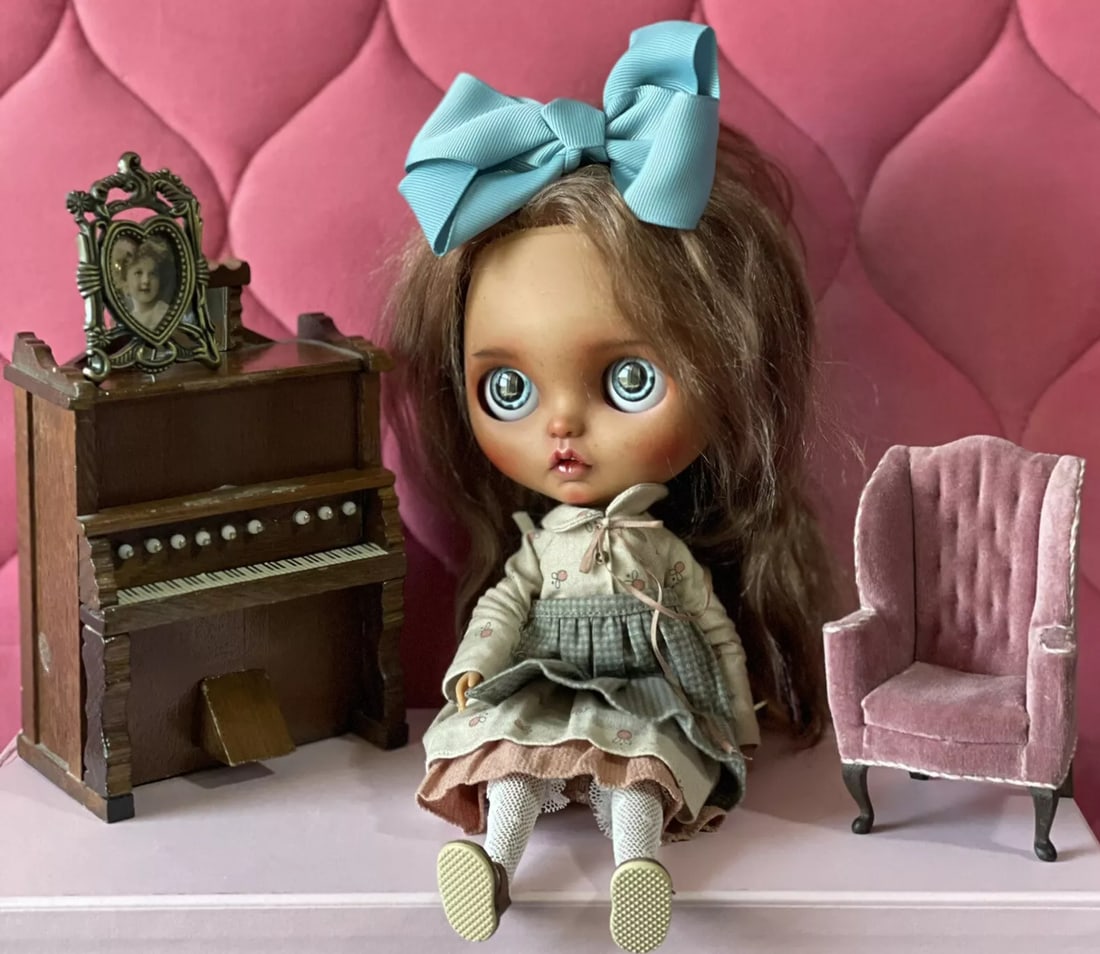 OOAK Custom Blythe 11" Artist Repainted Doll In Original Box (1 of 4)