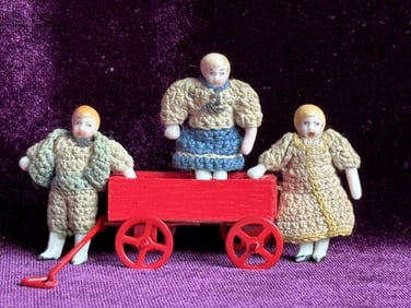 Lot of 3 Antique German Hertwig Carl Horn Miniature Family Dollhouse Dolls