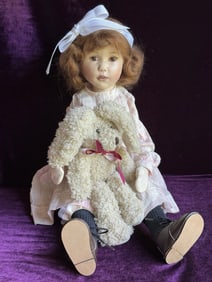 Collectible OOAK (?) Signed by Artist Linda Murray Shellcloth Cloth Girl Doll