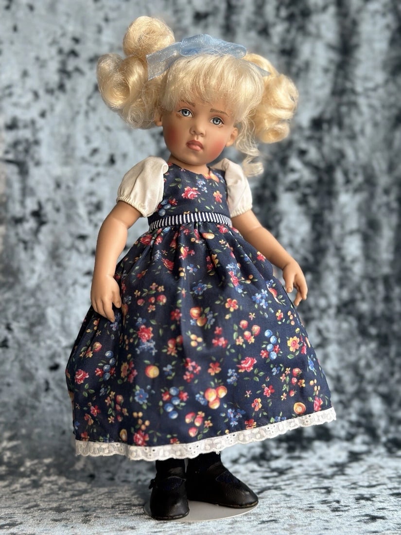 Collectible 12 Kish & Co Helen Kish Goldilocks Vinyl Doll LE 750 (1 of 4)