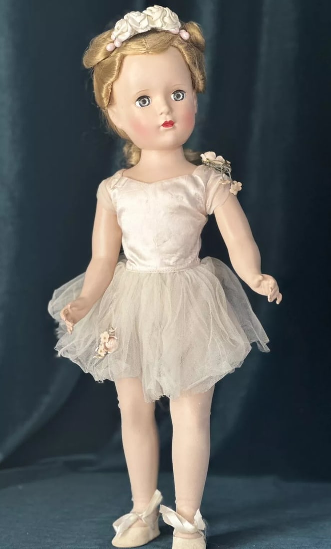 Vintage 1950’s Madame Alexander 17" Ballerina Doll Margaret Face (1 of 5)