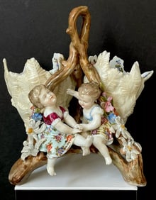 Antique Early(?) Rudolstadt Volkstedt German Porcelain Figurine Cracked Egg Vase