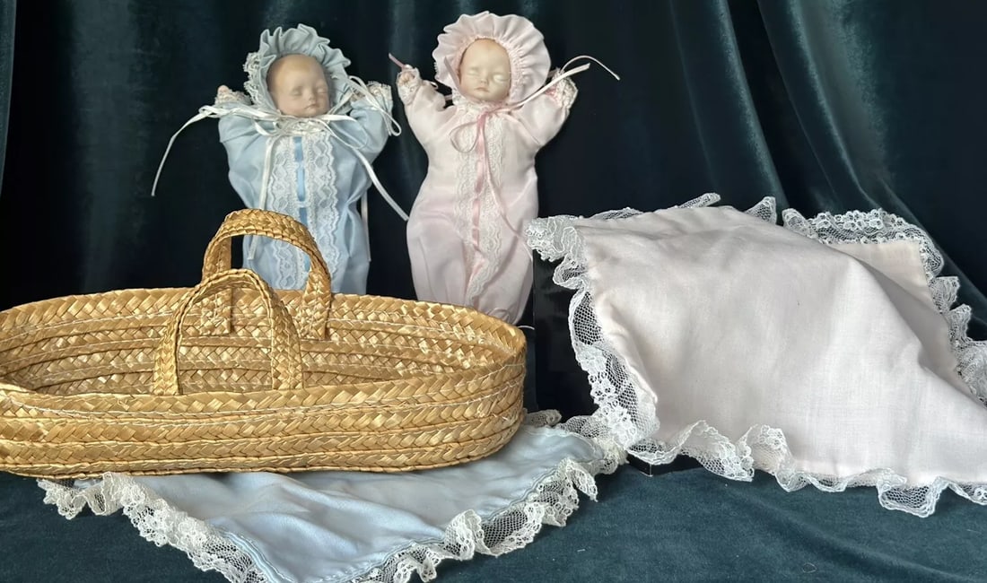 Artist Hand Painted Lot Of 2 Vintage Porcelain Babies Dolls With Bassinet: Cute couple of 2 babies - boy and girl! but we are not sure if we rest it correctly. Each doll has a porcelain head and hands; the rest of their bodies is stuffed fabric. Cute face painting. Marked on
