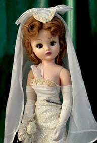 Madame Alexander Vinyl/Plastic Cissy Bride Couture Collection 20” Doll