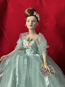 Collectible Tonner Tiny Kitty Collier 10" Doll “Mint Julep” 10" Tag/Stand