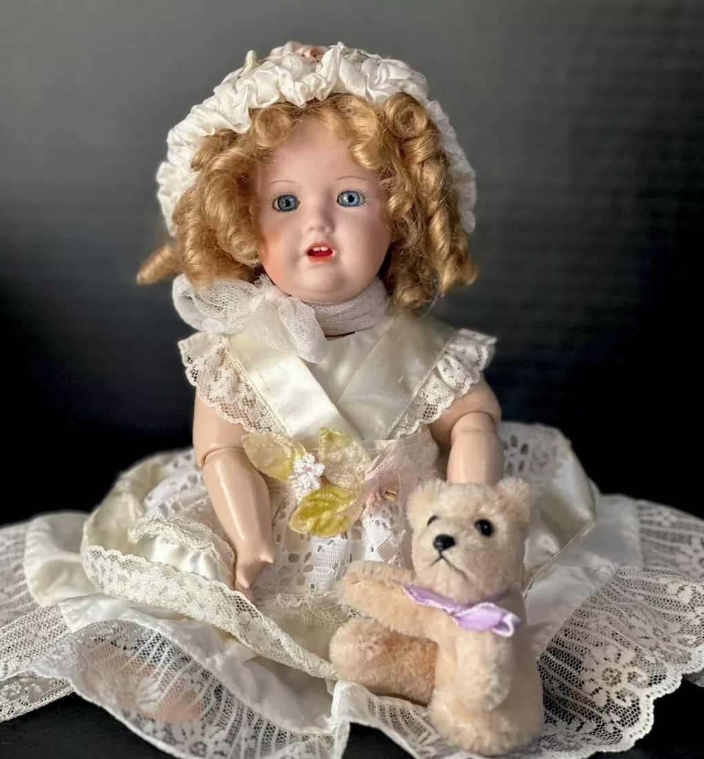 Vintage Reproduction of JDK Kestner “Hilda” Character 10” Doll Mold 237 (1 of 4)