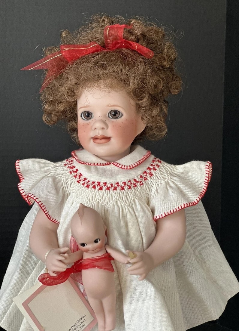 Wendy Lawton "Katie And Her Kewpie" 13" Porcelain Doll Box/Tag/COA LE 750 (1 of 16)