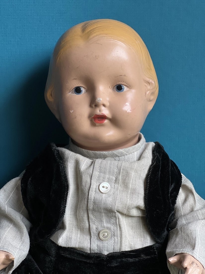 Antique Effanbee 15" Composition Walk Talk Sleep Molded Hair Doll: Nicely preserved old darling doll. The head has small signs of wear, but no damage. The shoulder plate is in worn condition. The doll has cloth body and the composition limbs. The shoulder plate is a