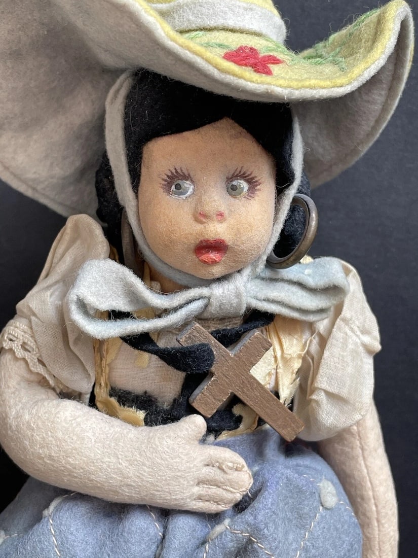 Vintage Italian Lenci Mascotte Regional Costume Cloth/Felt Doll: This darling old doll is approximately 8.25" tall. The doll is in overall good used vintage condition. The yellow piece of the outfit is damaged. Other imperfections include a small stain to the foreh