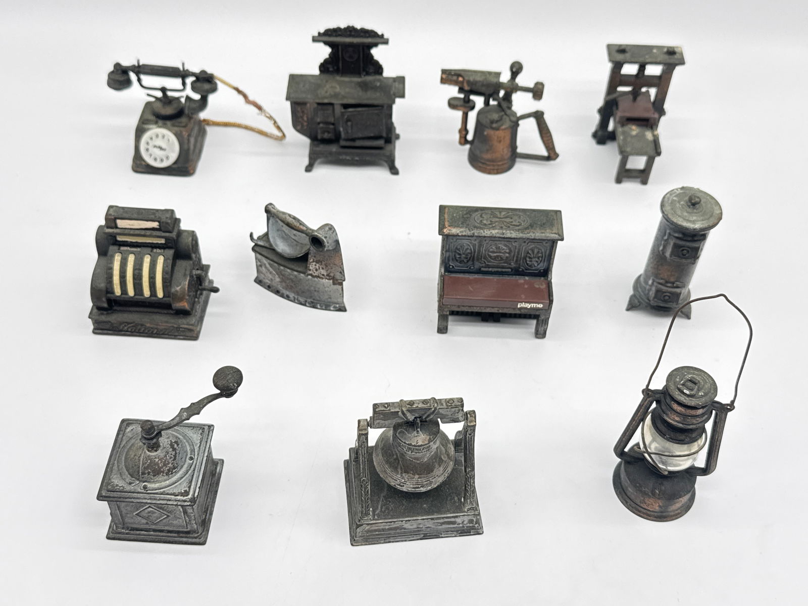 Vintage Playme Miniature Pencil Sharpener Collection – Die-Cast Metal, Made in Spain 002 orange (1 of 11)