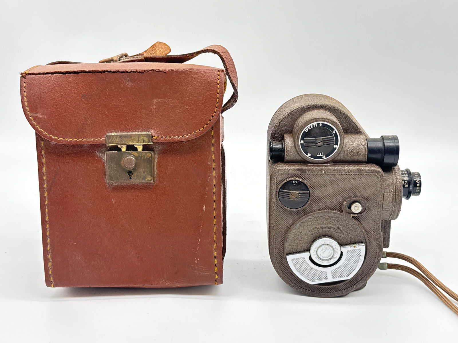 Vintage Revere Eight Model 88 8mm Film Camera with Leather Case (Untested) (003 orange) (1 of 6)