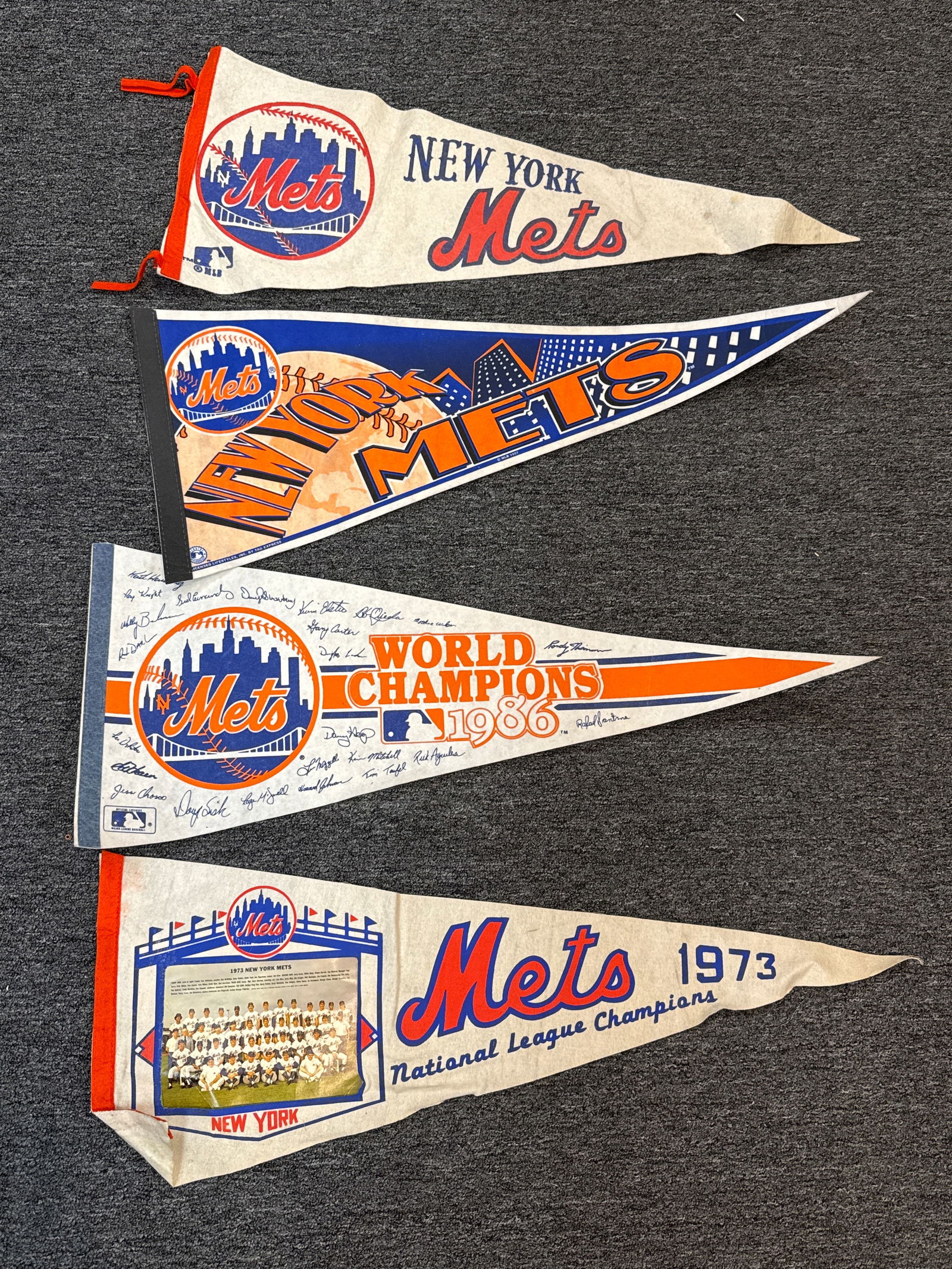 Vintage Souvenir Pennants & 1973 Mets Team Photo Pennant - 060 orange (1 of 5)