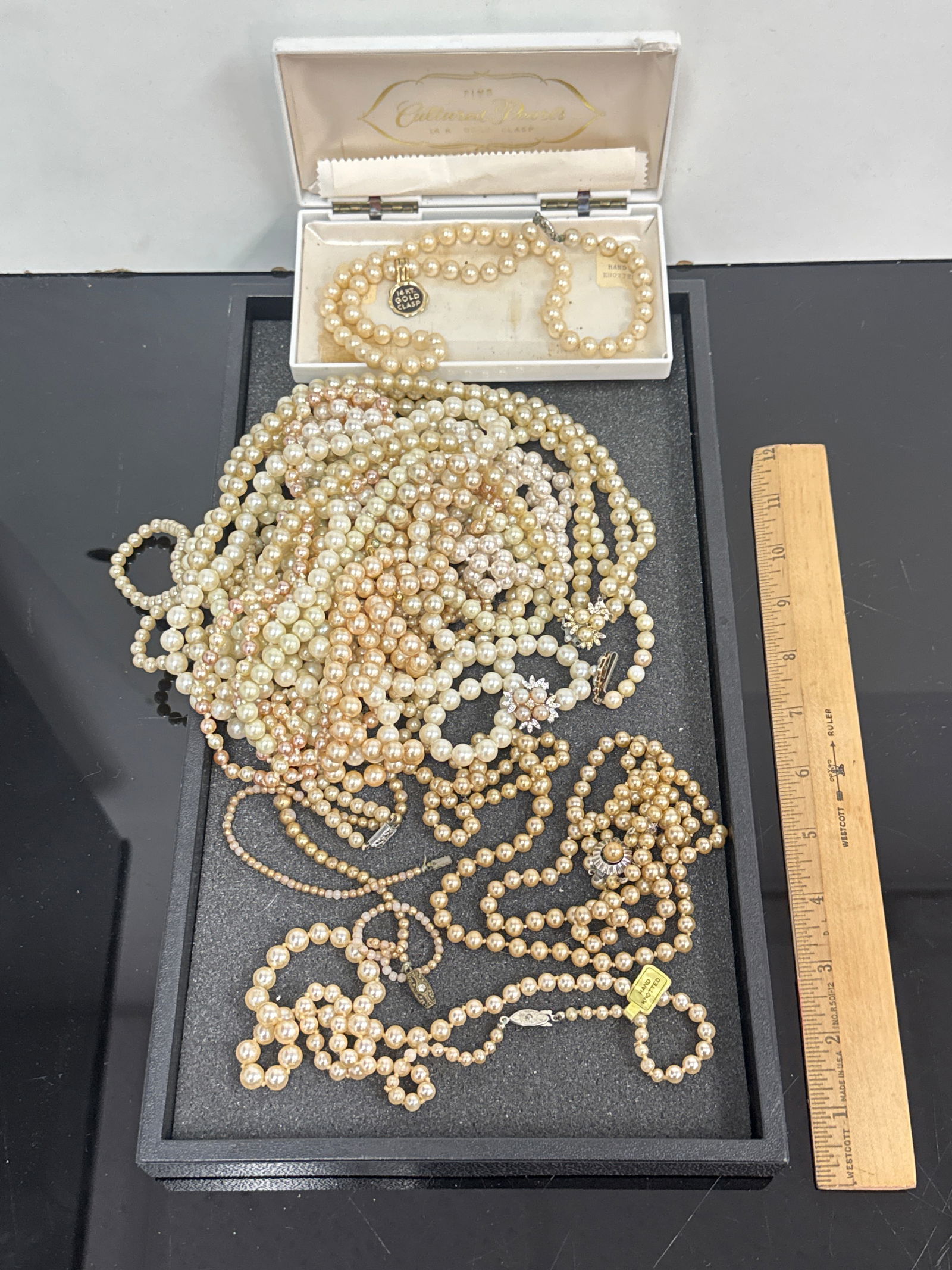 Vintage Faux Pearl Necklaces – Mixed Styles w/ Ornate Clasps - 079 orange (1 of 6)