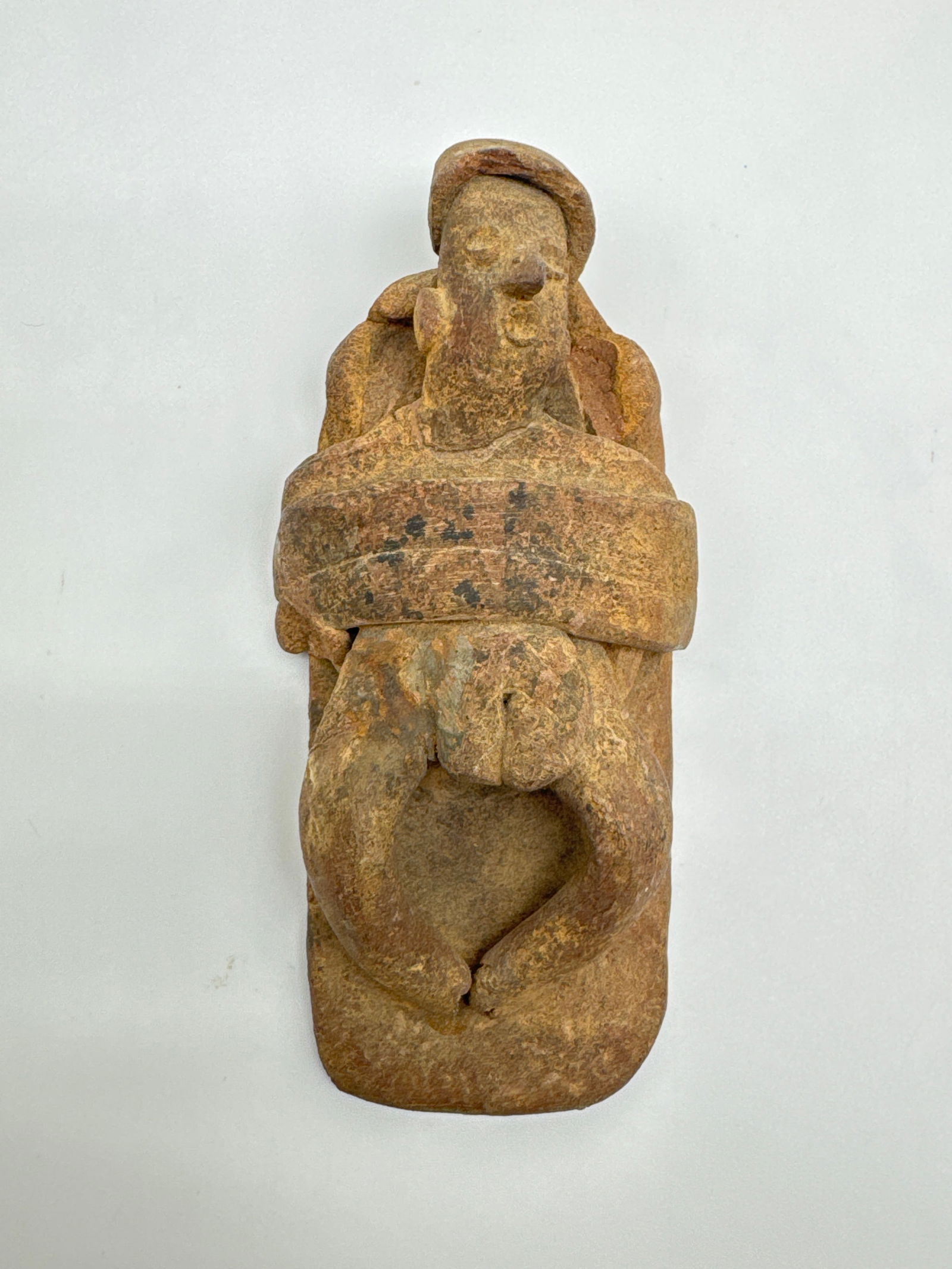 Mysterious Reclining Figure – Handcrafted Clay Sculpture in Pre-Columbian Style - 090 orange (1 of 5)