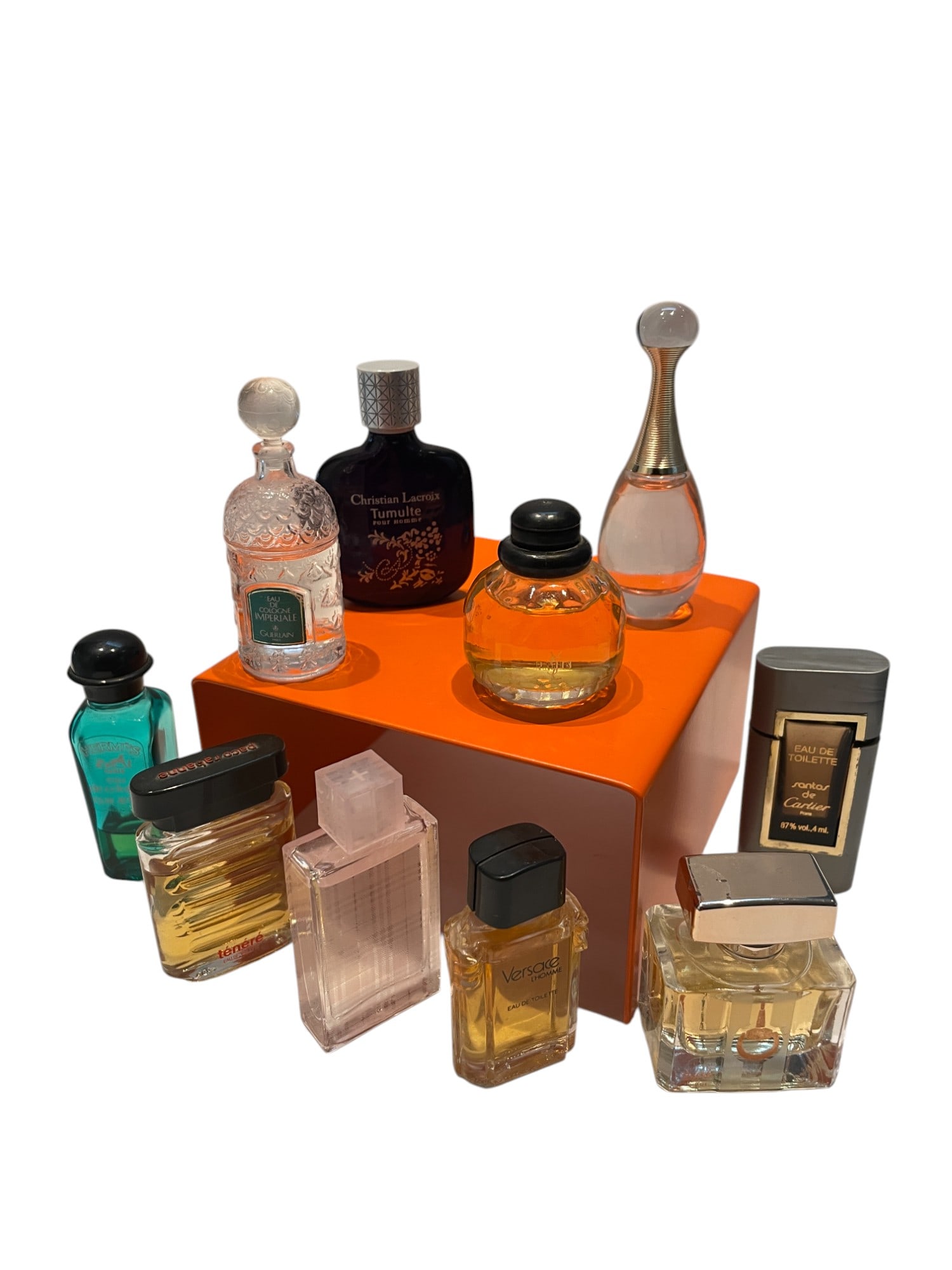 Collection of 10 miniature bottles - Mixed perfumery, major houses Lot composed of feminine and: Collection of 10 miniature bottles - Mixed perfumery, major houses Lot composed of feminine and masculine bottles from prestigious houses: Dior (J adore), Guerlain (Imperiale), Hermès, YSL (Paris), G