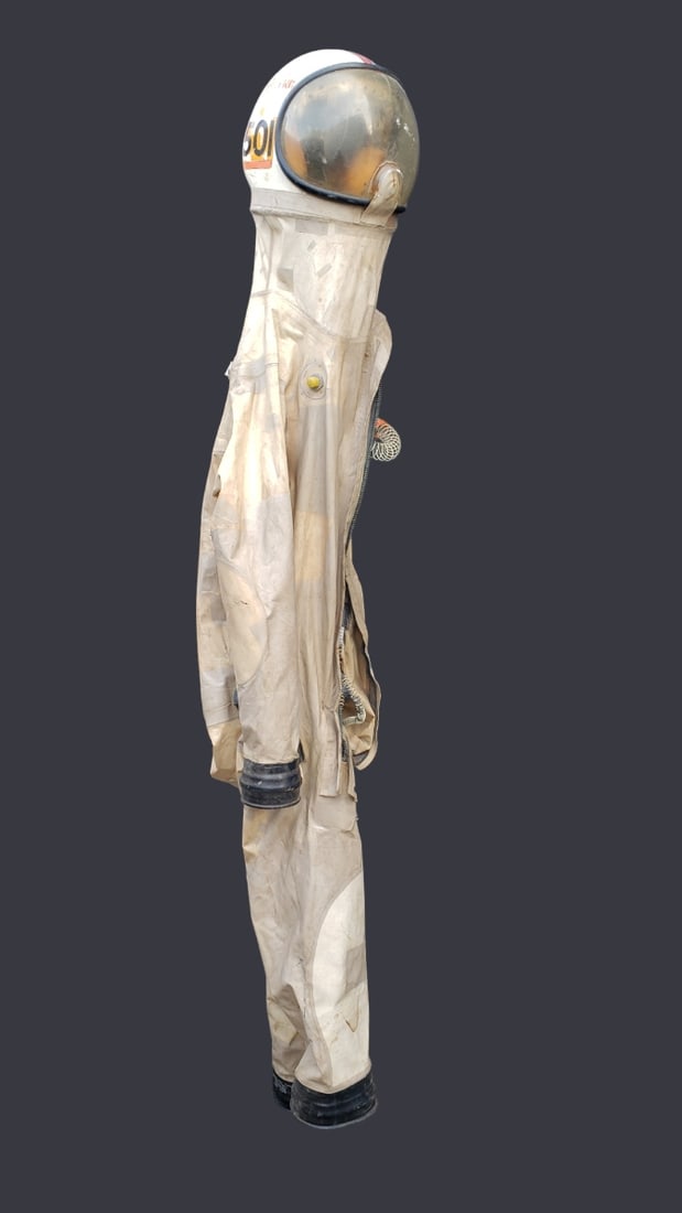  NASA APOLLO SCAPE SUIT/ROCKET REFUELING SUIT  (1 of 8)