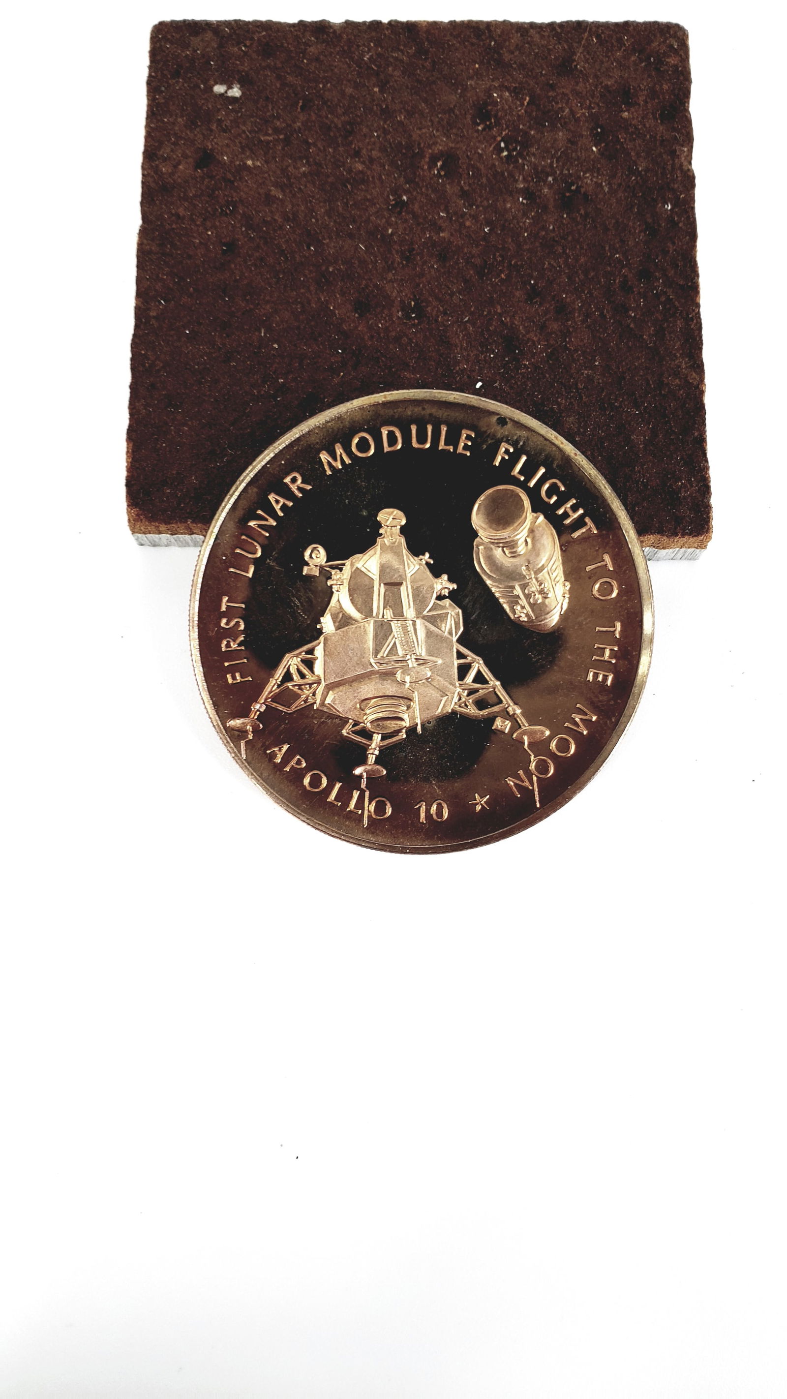   NASA APOLLO  FIRST LUNAR MODULE FLIGHT TO THE MOON BRONZE COIN   (1 of 3)