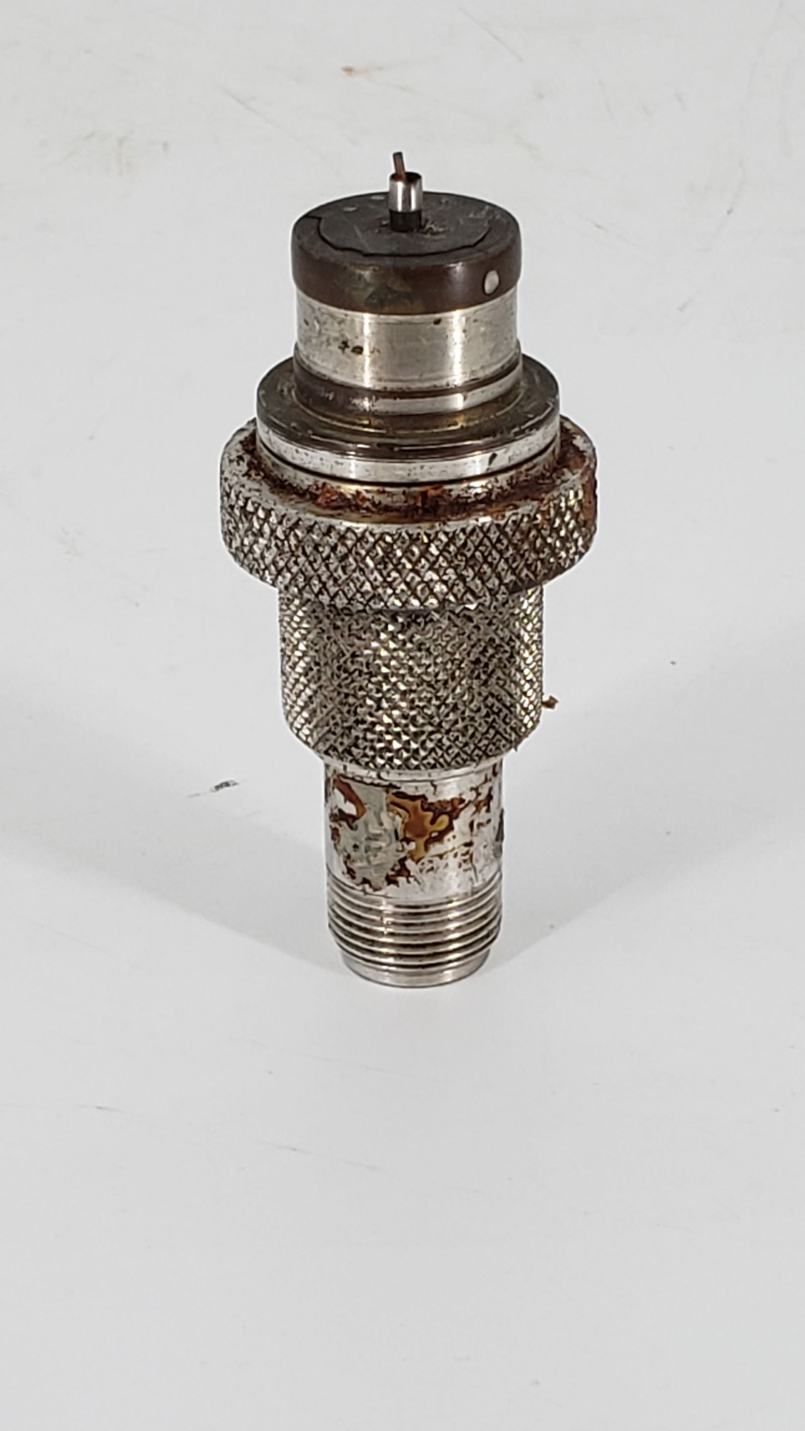 NASA SPACE SHUTTLE  NASA SPACE SHUTTLE FLOWN VALVE   (1 of 4)