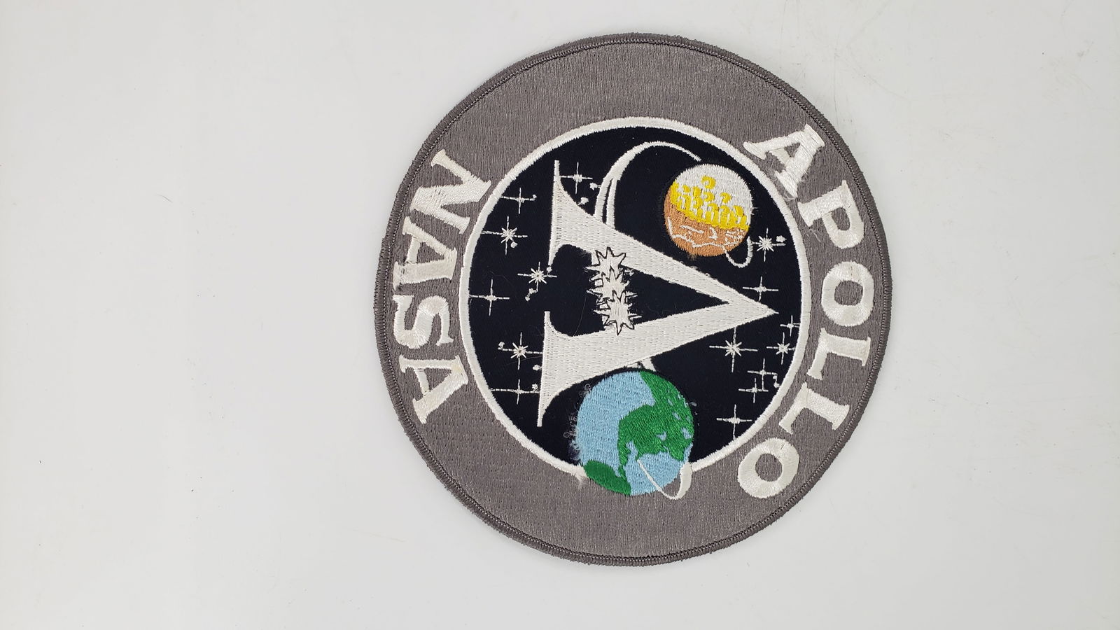  NASA APOLLO FLIGHT PATCH (1 of 3)