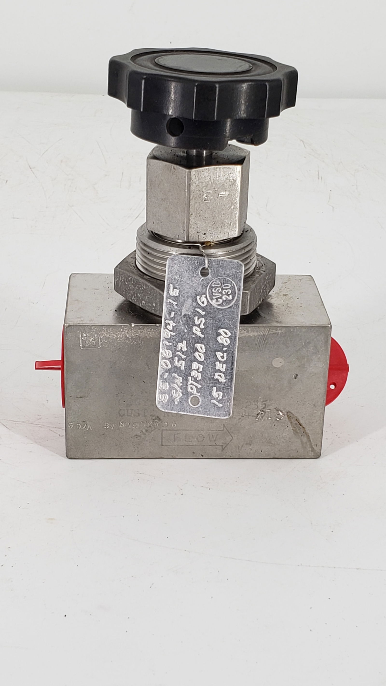 NASA SPACE SHUTTLE  VALVE (1 of 3)