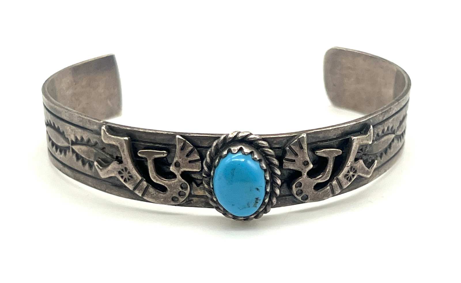 Vintage Turquoise Jewelry Set - Handcrafted Necklace & Cuff Bracelet: silver cuff bracelet showcases intricate etched designs with a central oval turquoise stone, reflecting Southwestern or Native American artistry. Its adjustable design ensures a comfortable fit, while