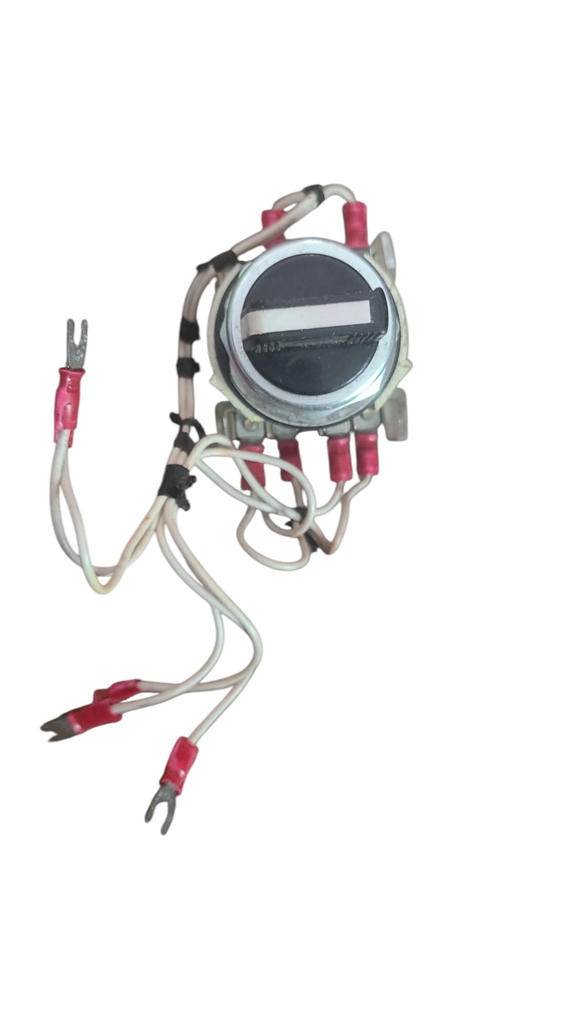 Misc. Tuner: Don't miss this rare opportunity to acquire a mysterious collectable of authentic NASA items, sourced directly from the estate of Charles Bell. Each item in this exclusive lot is guaranteed genuine an