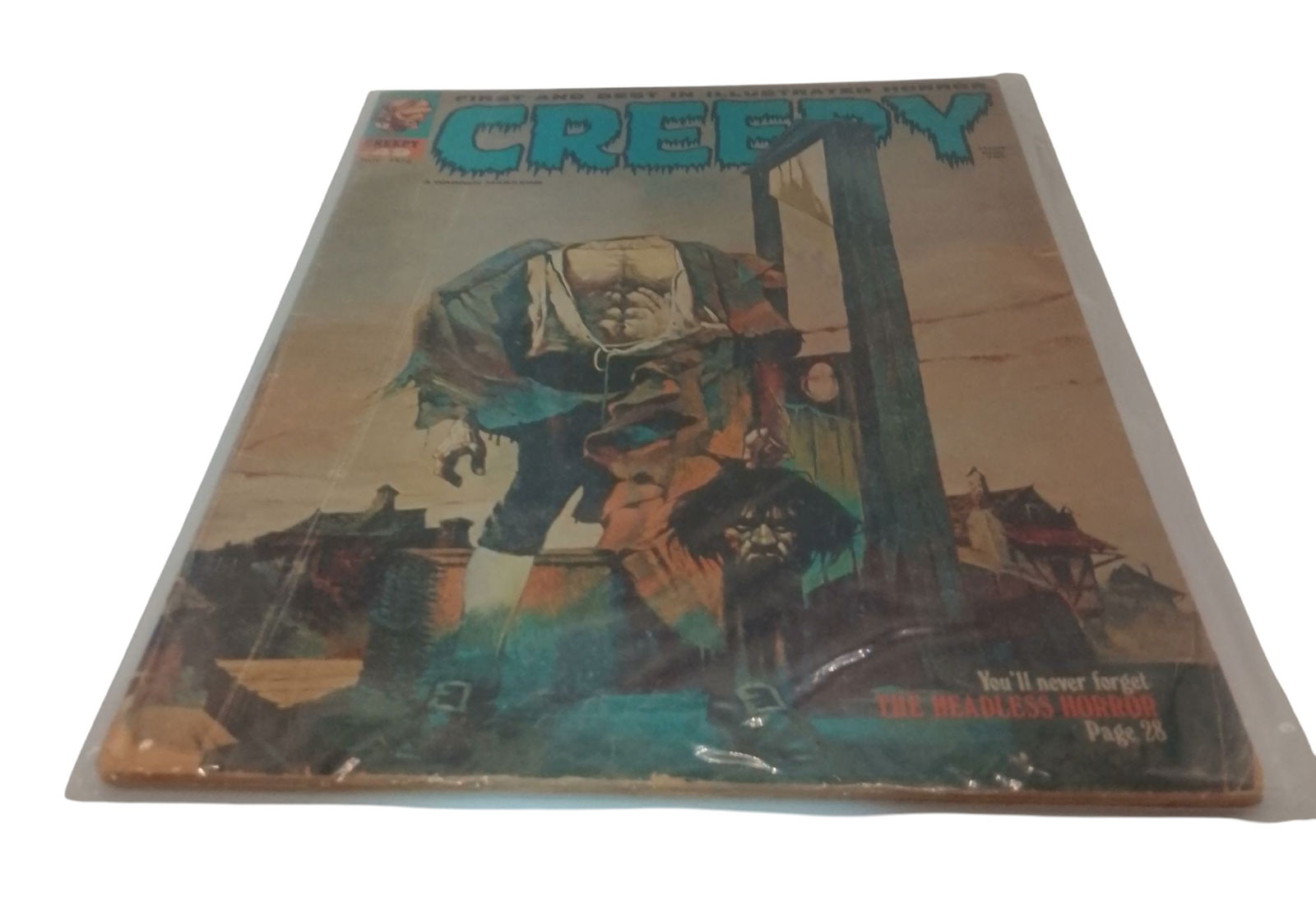 Vintage Warren Creepy Magazine Issue No. 49 with an Outdated Full Color Vampirella Poster Sweepstake (1 of 2)