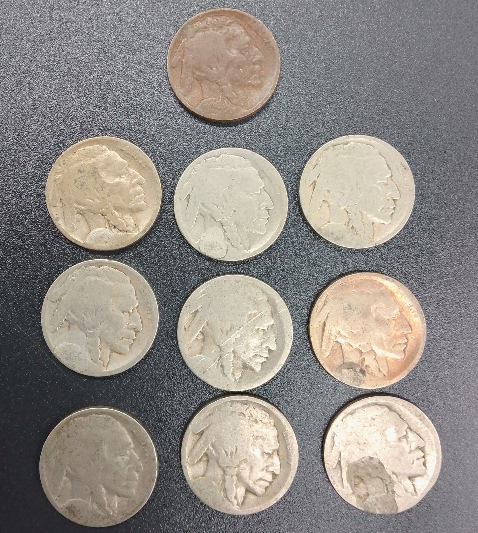 10 Pack of assorted Buffalo Nickels (1 of 2)