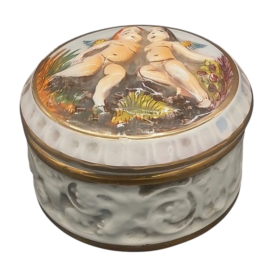 Vintage R. Capodimonte Porcelain Trinket Vanity Ring Dish: Ring Dish. Vintage R. Capodimonte Porcelain Trinket Vanity Ring Dish Approx. 2 1/2in. Diameter