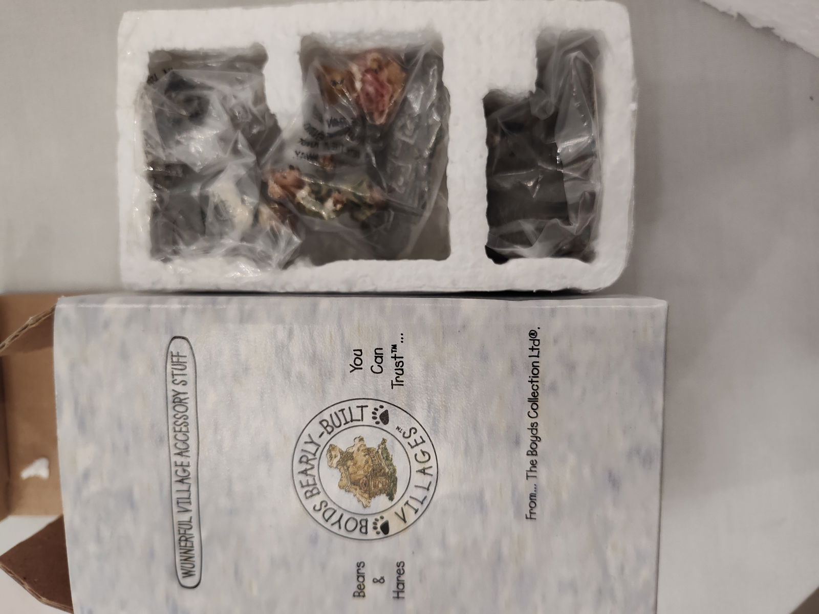 Boyd's Bears: Boyds Bearly Built Village Wee Bear Daycare and accesssories 2000 The Boyds Collection Ltd., with box Big box is 8-1/2 "H x 7-1/4 " W x 6" D Small box is 2"H x 5-1/2"W x 3" D