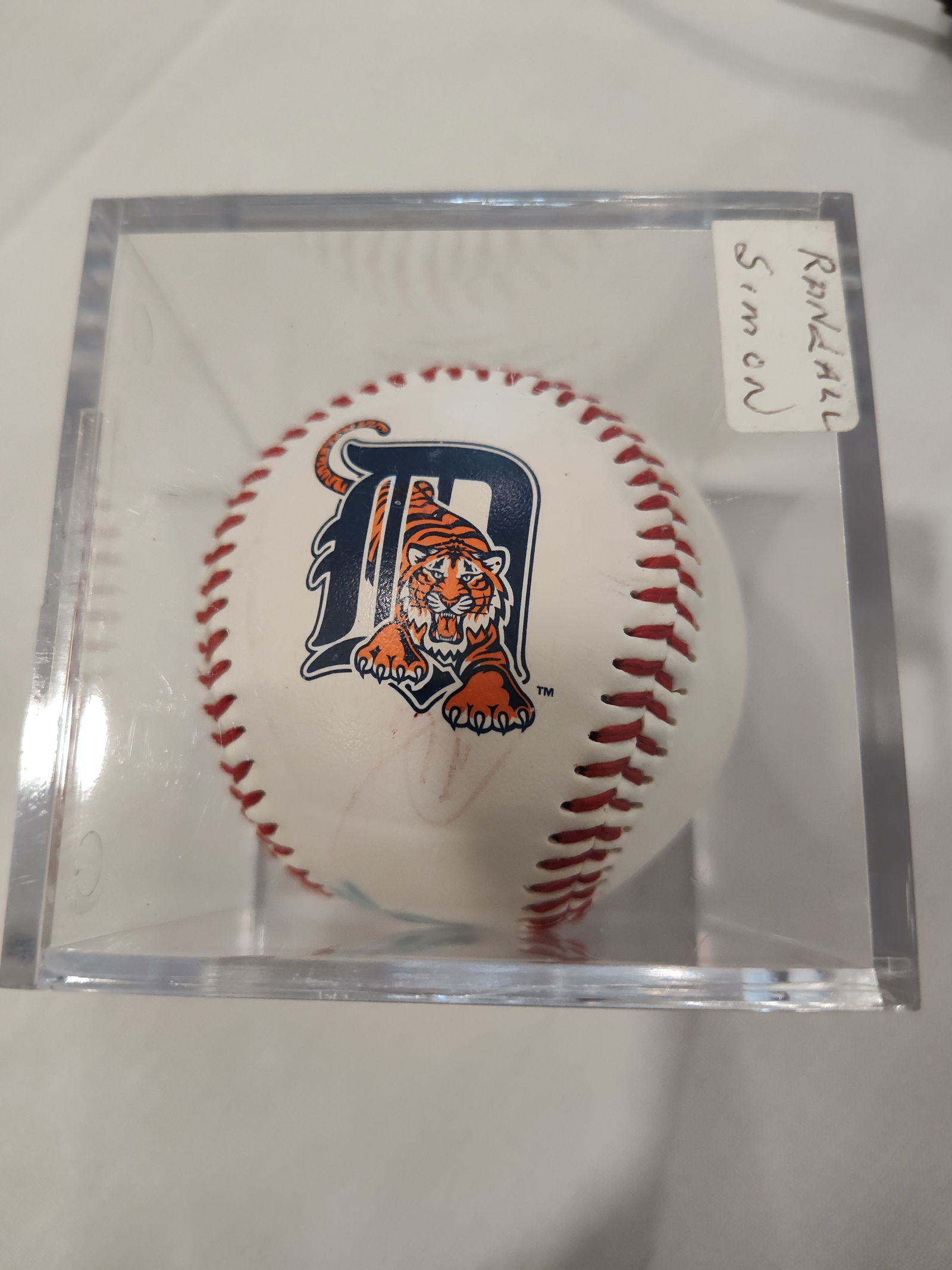 Detroit Baseball: Detroit Tiger Collector Baseball Randall Simon 2001-2002 in a case is 3" x 3" x 3-12/"