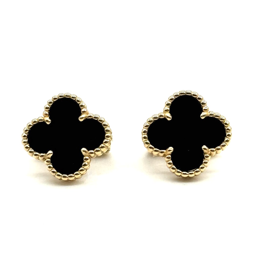 Van Cleef & Arpels Vintage Alhambra 18Kt Yellow Gold And Onyx Earrings: Van Cleef & Arpels Vintage Alhambra 18Kt Yellow Gold And Onyx EarringsThe Van Cleef & Arpels Vintage Alhambra 18Kt Yellow Gold and Onyx Earrings are a luxurious and elegant pair of earrings featuring