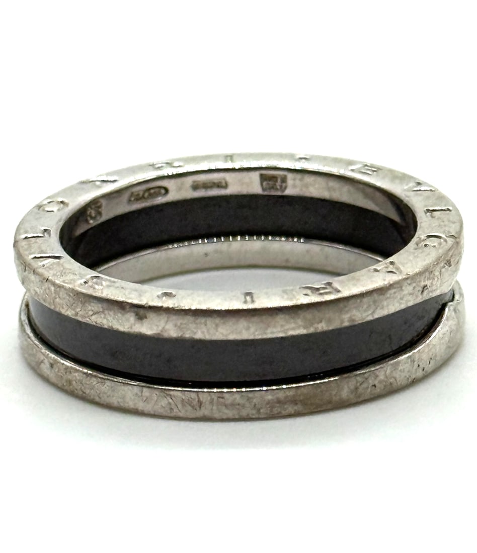 BVLGARI BLV B-zero1 Save the Children Ring: BVLGARI BLV B-zero1 Save the Children RingThe BVLGARI BLV B-zero1 Save the Children Ring is a stylish and elegant piece of jewelry designed by the luxury brand Bvlgari. This ring features a black main