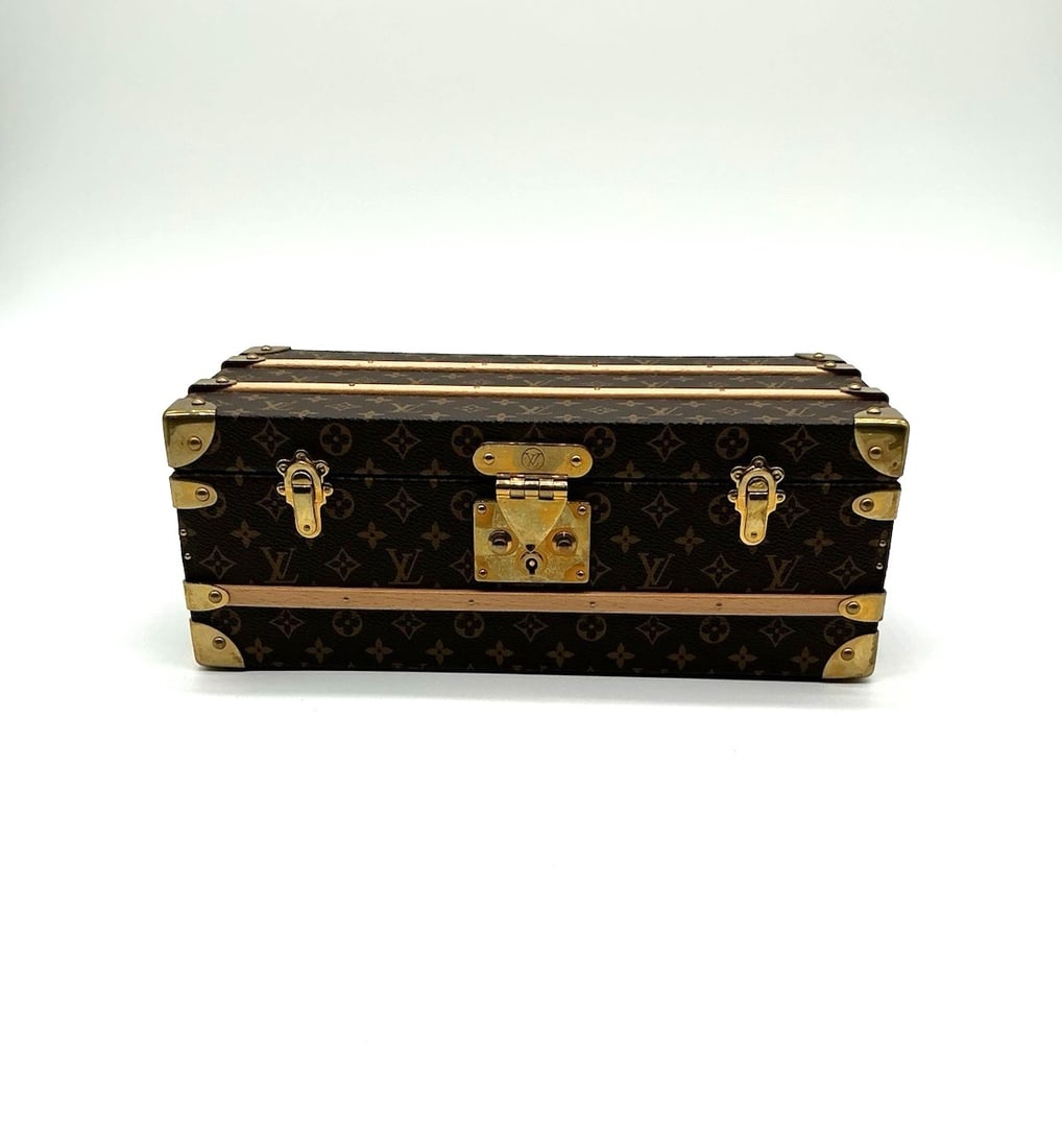 Louis Vuitton Malle Fleur Monogramme Canvas (1 of 18)