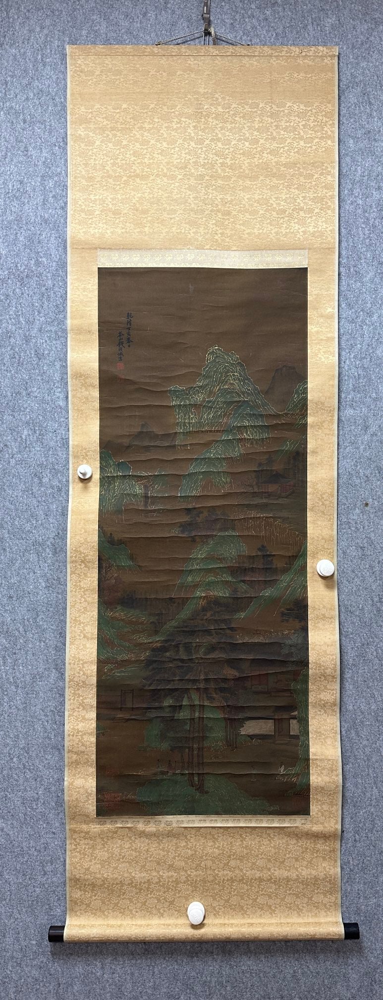 A picture of the mountain dwelling of Qian Wei City (1 of 9)