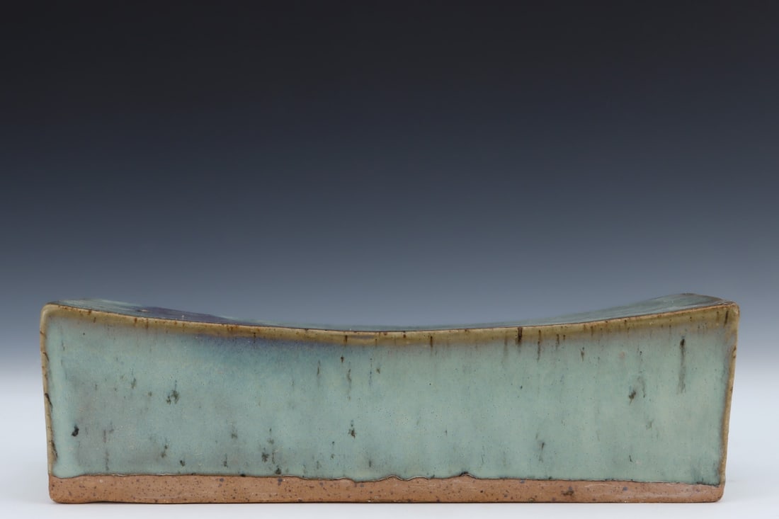 A piece of Song Jun kiln porcelain pillow (1 of 7)
