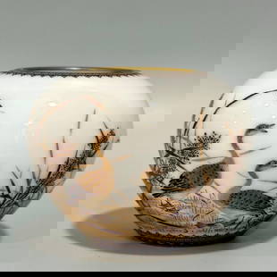 A piece of the Qing Dynasty's ink-colored reed goose pattern apple: Qing Dynasty ink color reed goose pattern apple zun Size:H:5cm Belly D:6.5cm (The Dimensions Of All Batches Are Manually Measured.If You Need More Detailed Information, Please Contact Our Customer Ser