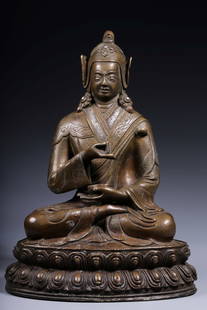 A Qing Dynasty bronze bronze inlaid silver statue of Padmasambhava: Qing Dynasty alloy copper inlaid silver statue of Padmasambhava Size:H:18.5cm L:13.5cm W:10cm W:1282g (The Dimensions Of All Batches Are Manually Measured.If You Need More Detailed Information, Please