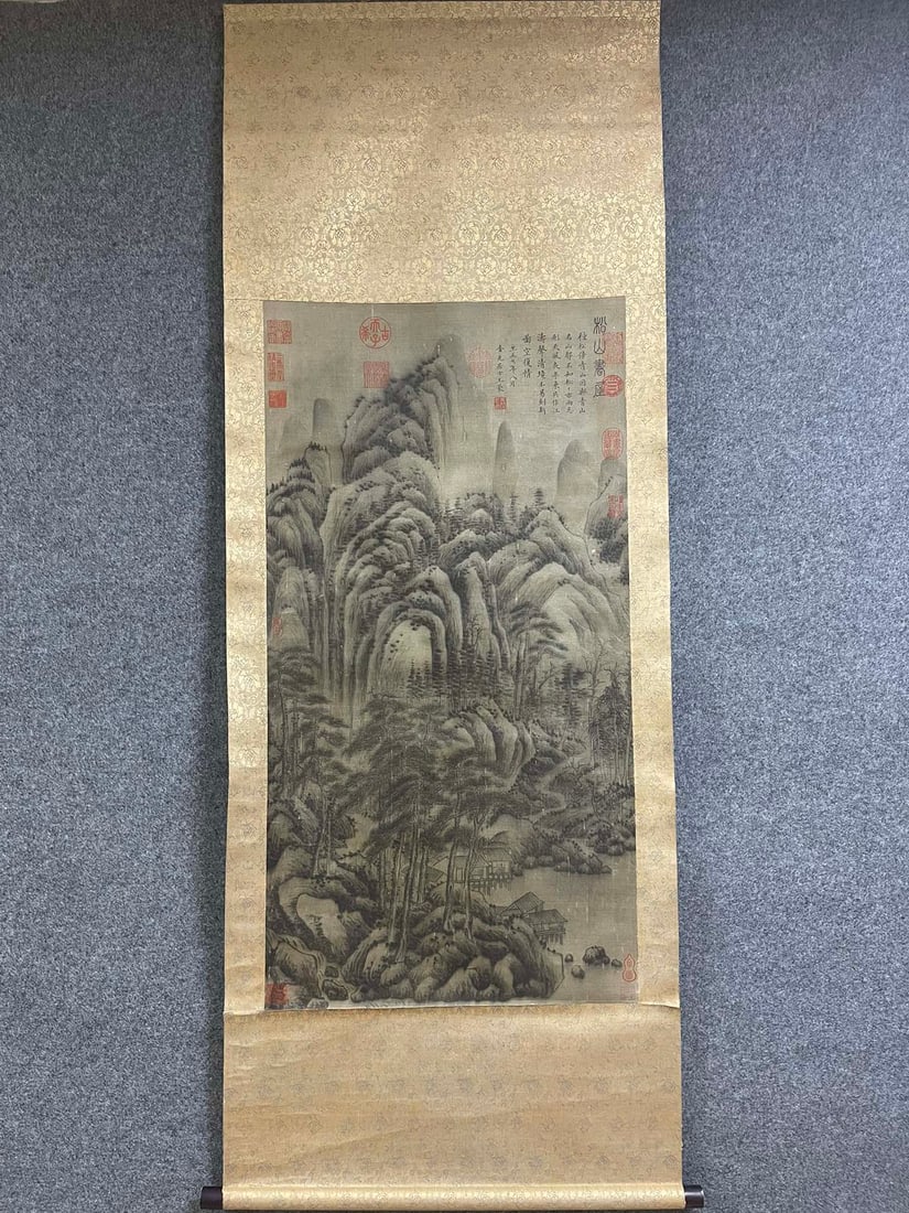 A picture of Wang Meng's landscape on an original old mounted silk scroll: Wang Meng's landscape picture Original old mounted silk vertical scroll Painting core Size:51x98cm (The Dimensions Of All Batches Are Manually Measured.If You Need More Detailed Information, Please Co