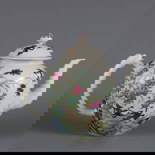 A piece of Qing Dynasty Yongzheng year made pastel flower and bird pattern inscription poem dragon: Qing Dynasty Yongzheng year of the pastel flower and bird pattern inscription poem dragon head teapot Size:H:14.8cm D:16.5cm Cover D:6cm (The Dimensions Of All Batches Are Manually Measured.If