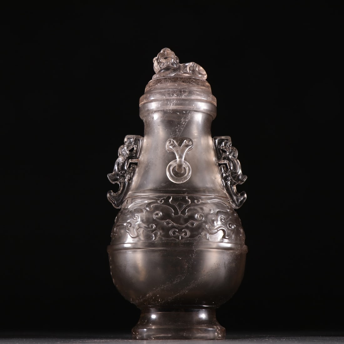 A citrine animal face pattern appreciation bottle from the Qing Dynasty (1 of 9)