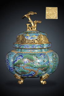 A piece of Qing Dynasty precision casting copper cloisonné cloisonné enamel crane deer with spring: Qing Dynasty precision casting copper cloisonné cloisonné enamel crane deer with spring pattern four-legged smoker [style] Qianlong year system [detail] This smoker has a unique shape, coordinated p