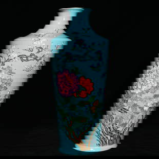 A turquoise glazed pastel made in the Yongzheng year of the Qing Dynasty Ronghua rich floral pattern: Qing Dynasty Yongzheng year made turquoise glaze pastel glory rich floral pattern plum vase Size: H:38.3cm D:15.8cm (The Dimensions Of All Batches Are Manually Measured.If You Need More Detailed Infor