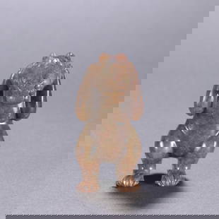 An ancient jade bear ornament from the Han Dynasty: Ancient jade bear ornaments from the Han Dynasty Size: H:7.2cm W:3.4cm W:90g (The Dimensions Of All Batches Are Manually Measured.If You Need More Detailed Information, Please Contact Our Customer Ser