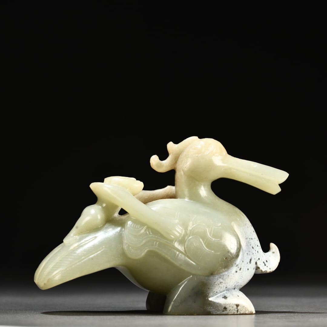 A piece of Hetian jade beast ornaments (1 of 9)