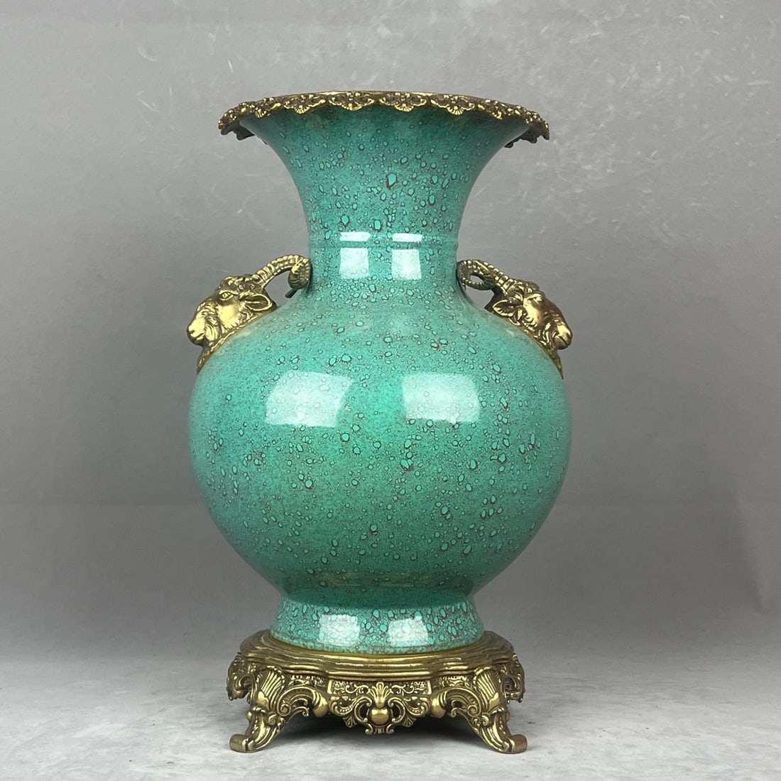 A beautiful glazed copper sheep's head amphora: Exquisite furnace glazed copper sheep's head amphorae SIZE: H:37cm Mouth D:18cm D:21cm Bottom:17cm (The Dimensions Of All Batches Are Manually Measured.If You Need More Detailed Information, Please Co