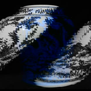 A large blue and white jue Lu Feng Hou pattern jar of the Qing Dynasty: The blue and white jue Lu Feng Hou pattern large jar of the Qing Dynasty SIZE: H:47.5cm D:34cm (The Dimensions Of All Batches Are Manually Measured.If You Need More Detailed Information, Please Contac
