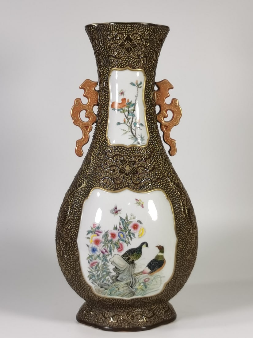 A bronze glaze gold-painted pearl grain open-window flower and bird amphora made in the Qianlong: Qing Dynasty Qianlong year bronze glazed gold-painted pearl grain window window flower and bird amphora SIZE: H:34cm Mouth D:10cm Belly D:16cm (The Dimensions Of All Batches Are Manually Measured.If Y